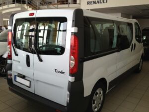 Renault Trafic kisbusz bérlés Győrben